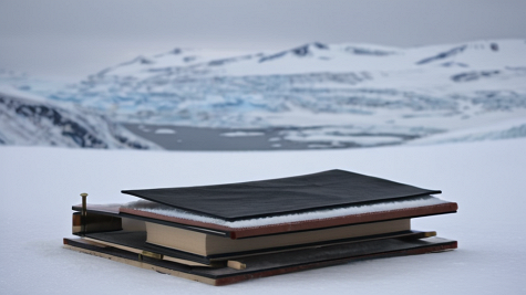 ai_generated 7d/cd/7dcd255e14c54b339af1adeba15771e0.png