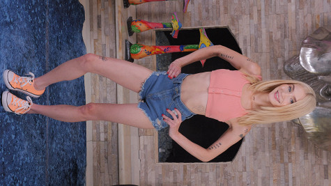 a4k_EmmaRosie081222 P1063395.JPG