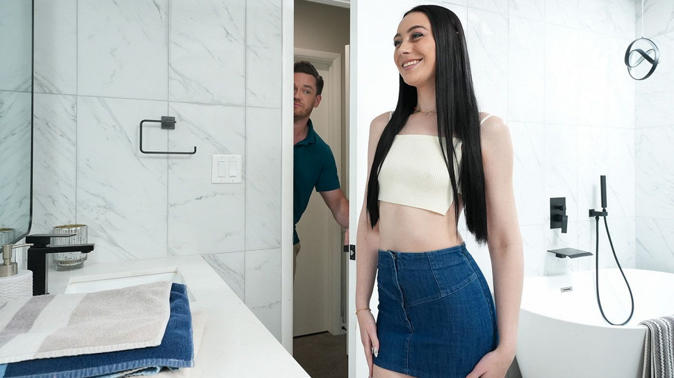Rinse The Day Away – Kyle Mason, Dolly Paige on PornPlus